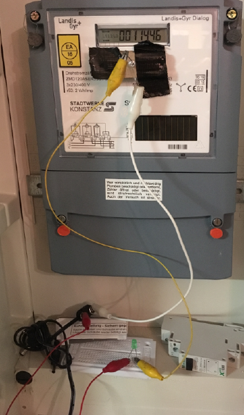 Testaufbau mit 5V Spannung IR-Transistor und LED